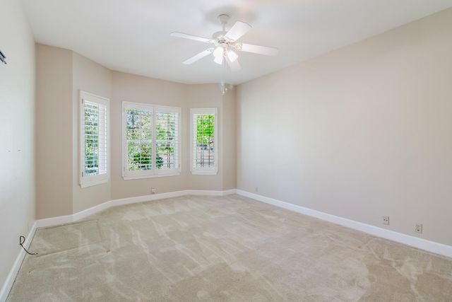 4919 Runway Dr, Fair Oaks, CA 95628