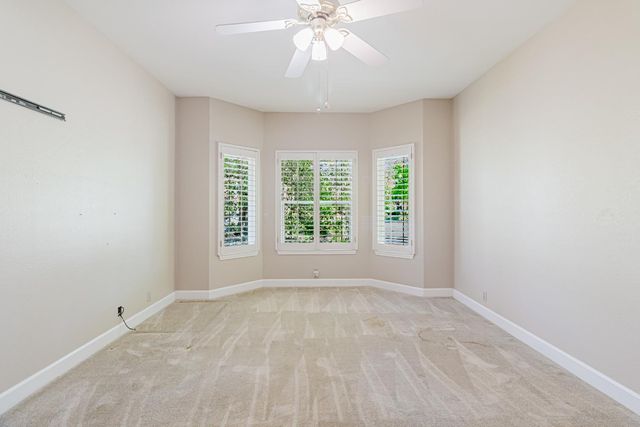 4919 Runway Dr, Fair Oaks, CA 95628