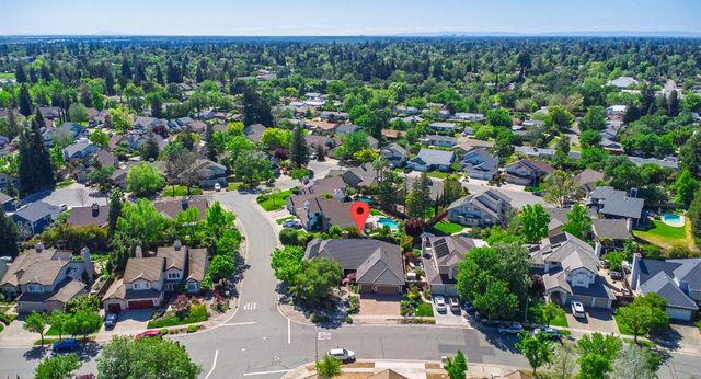 4919 Runway Dr, Fair Oaks, CA 95628