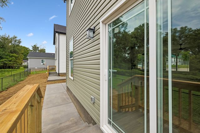 206 15th Ave, W, Springfield, TN 37172