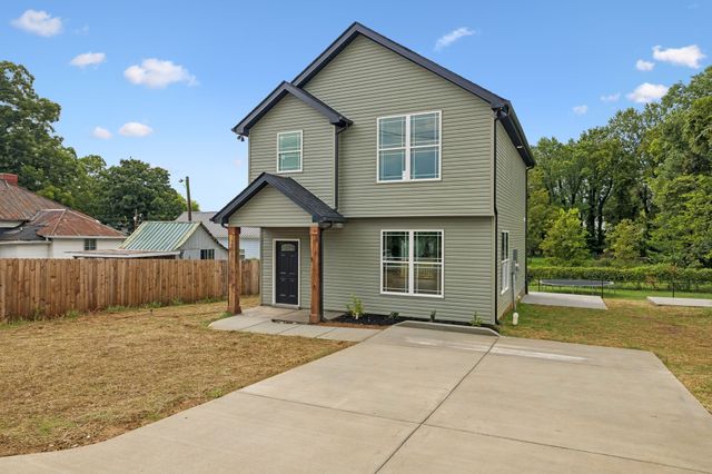 206 15th Ave, W, Springfield, TN 37172