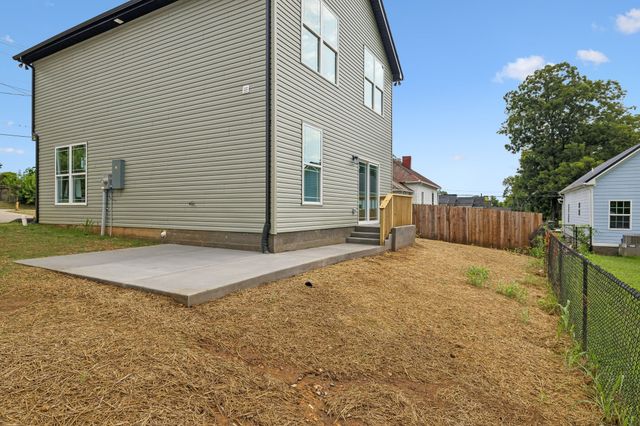 206 15th Ave, W, Springfield, TN 37172