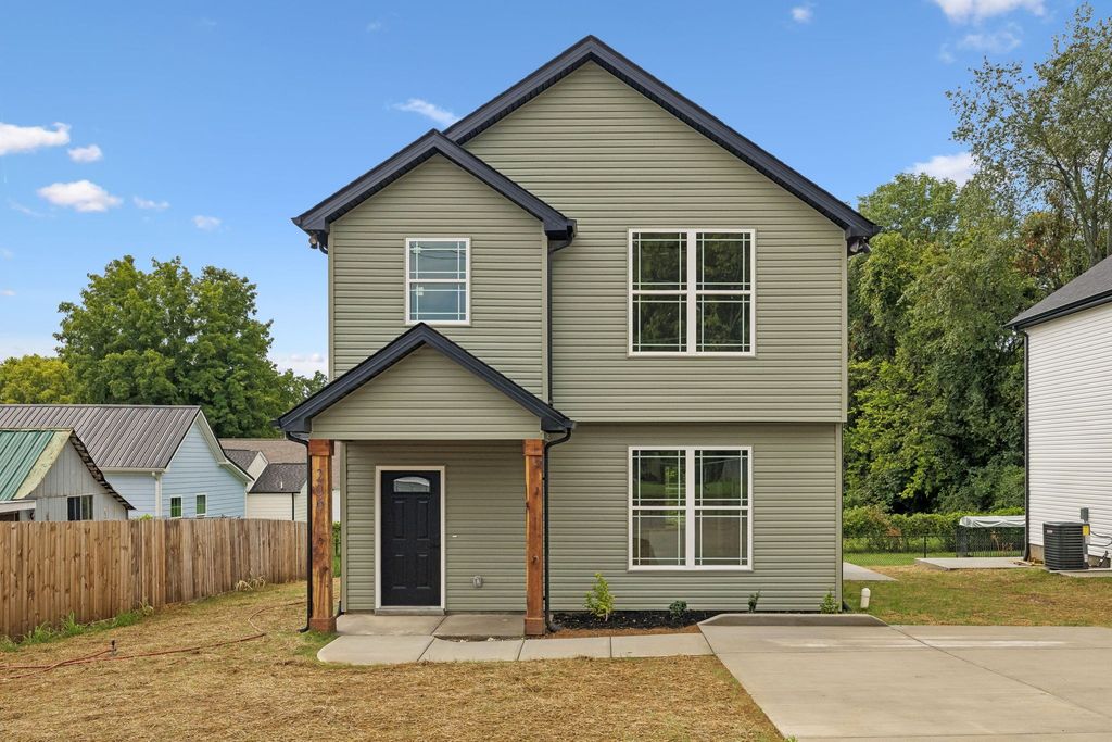 206 15th Ave, W, Springfield, TN 37172