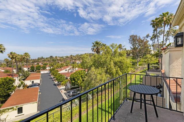 3107 CALLE FUEGO, Carlsbad, CA 92009