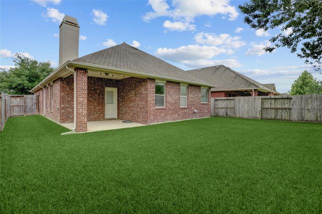 606 Sabinal Street, Webster, TX 77598