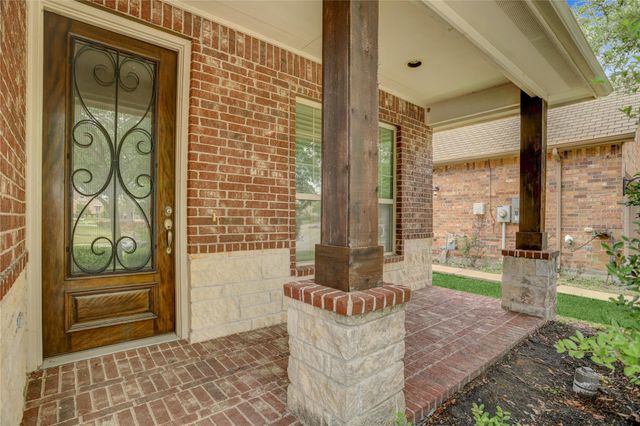 606 Sabinal Street, Webster, TX 77598