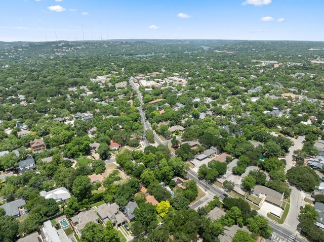 2004 Bremen ST, Austin, TX 78703