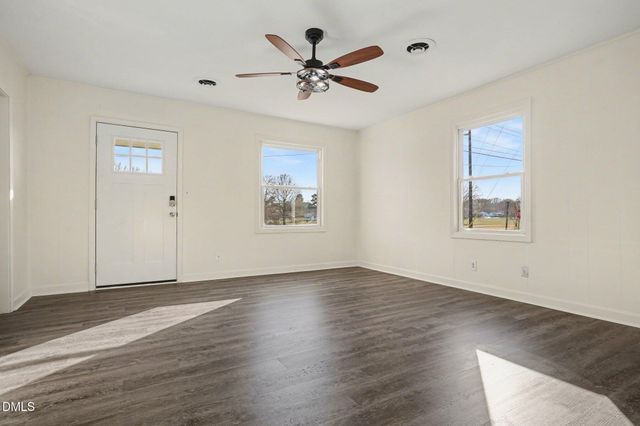 1101 E Mason Street, Franklinton, NC 27525