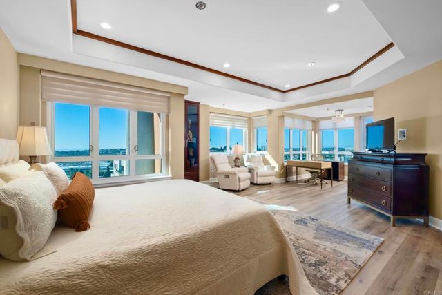 3890 Nobel Drive 2102, San Diego, CA 92122