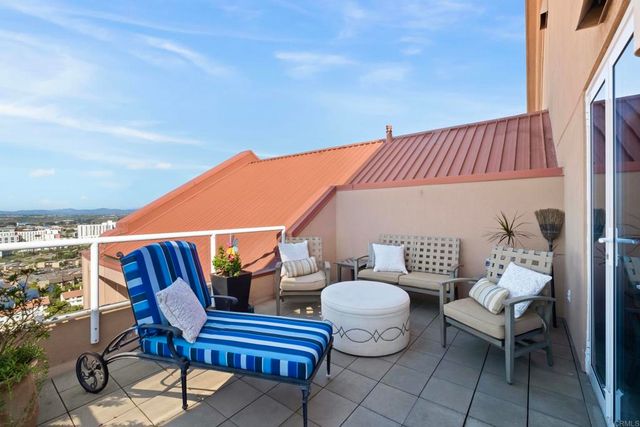 3890 Nobel Drive 2102, San Diego, CA 92122
