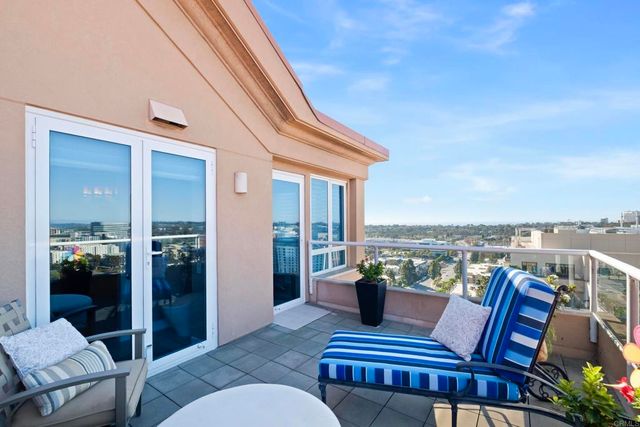 3890 Nobel Drive 2102, San Diego, CA 92122