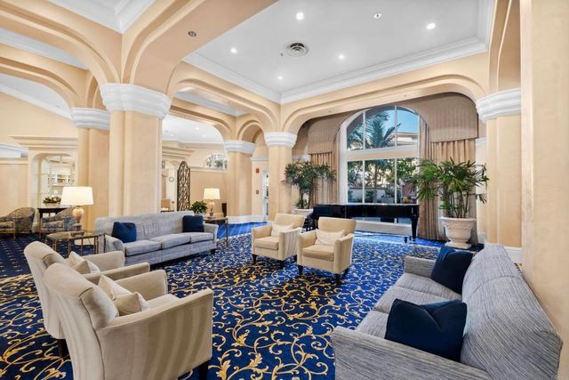 3890 Nobel Drive 2102, San Diego, CA 92122