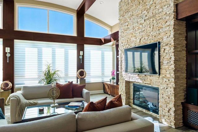 3890 Nobel Drive 2102, San Diego, CA 92122