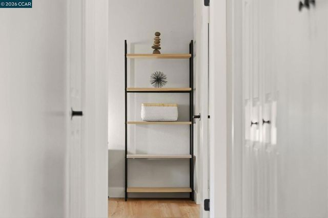 1359 Hull Ln, Martinez, CA 94553