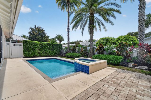 3416 S Caroline Drive, Jupiter, FL 33458