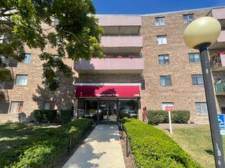 1460 Fairlane Drive 513, Schaumburg, IL 60193