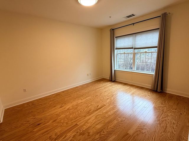 2000 Davenport Ave 2107, Canton, MA 02021