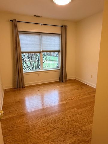 2000 Davenport Ave 2107, Canton, MA 02021