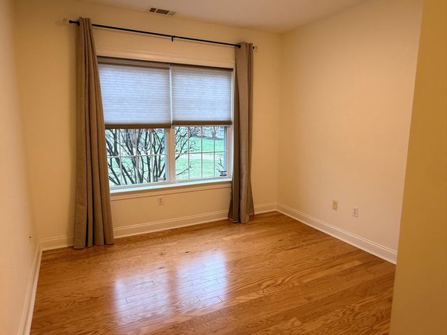 2000 Davenport Ave 2107, Canton, MA 02021