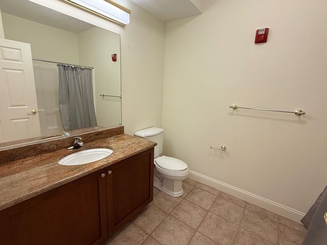 2000 Davenport Ave 2107, Canton, MA 02021