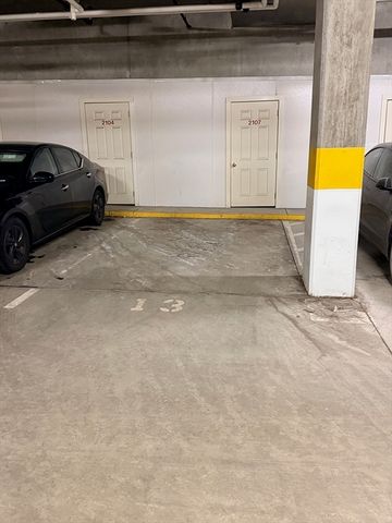 2000 Davenport Ave 2107, Canton, MA 02021