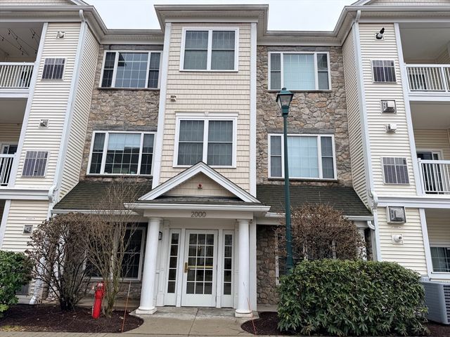 2000 Davenport Ave 2107, Canton, MA 02021