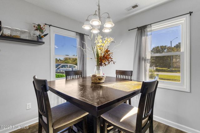 113 Parnell Road, Hubert, NC 28539