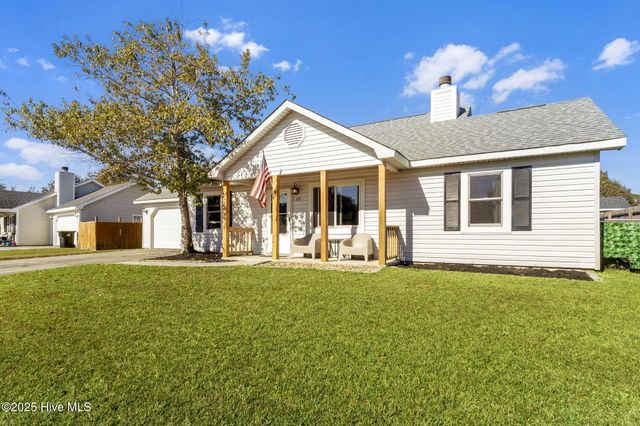 113 Parnell Road, Hubert, NC 28539