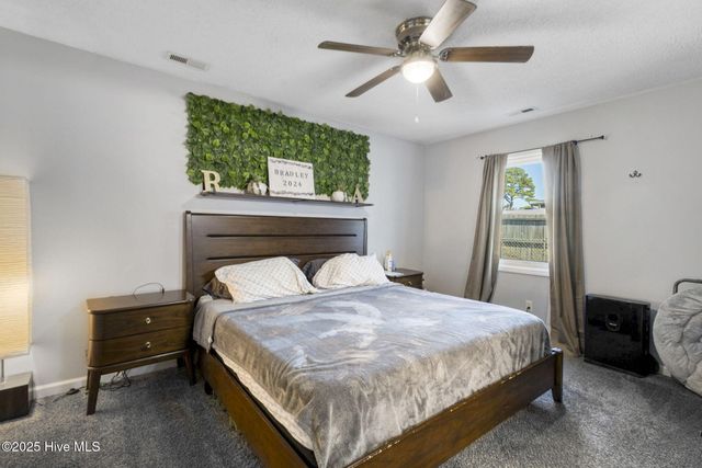 113 Parnell Road, Hubert, NC 28539