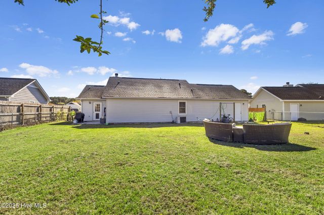 113 Parnell Road, Hubert, NC 28539