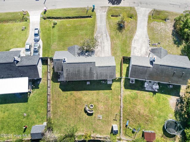 113 Parnell Road, Hubert, NC 28539