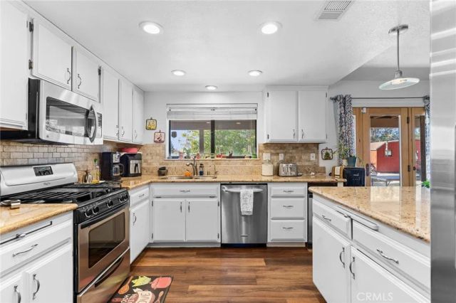 20071 Serrano, Apple Valley, CA 92307