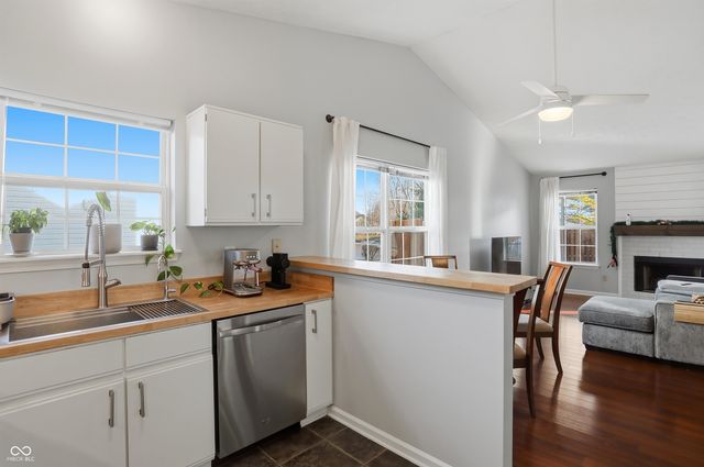 11201 Basswood Court, Carmel, IN 46032