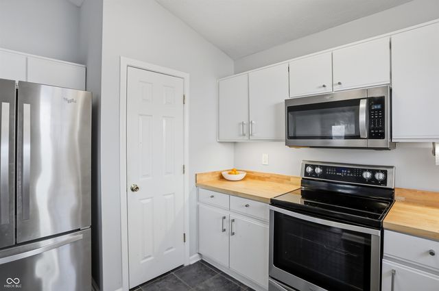 11201 Basswood Court, Carmel, IN 46032