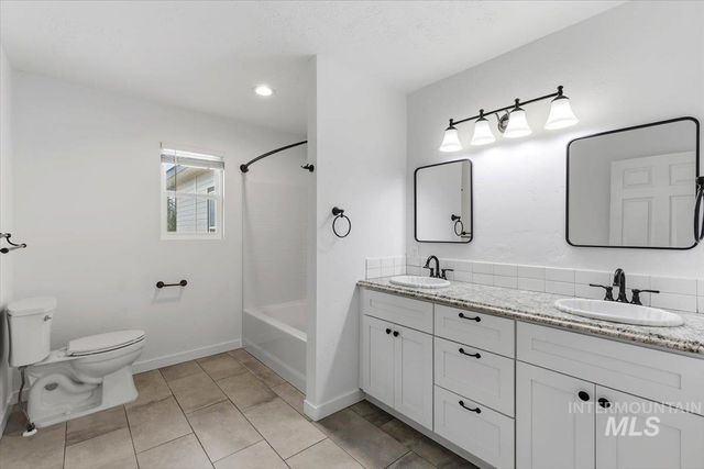 24901 Mint Lane, Middleton, ID 83644