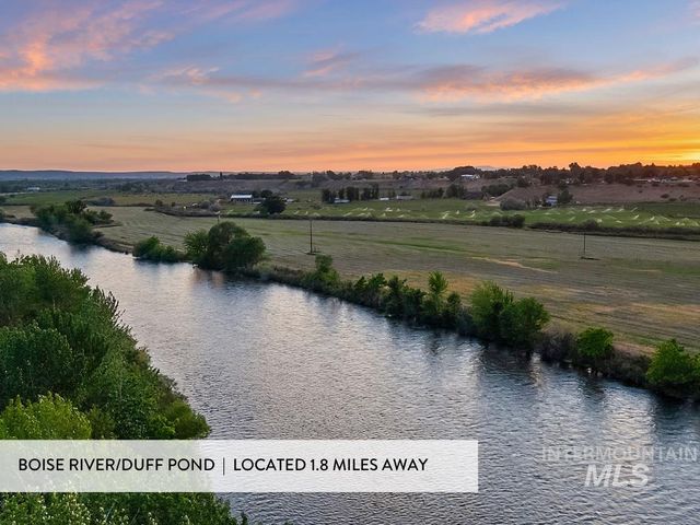 24901 Mint Lane, Middleton, ID 83644
