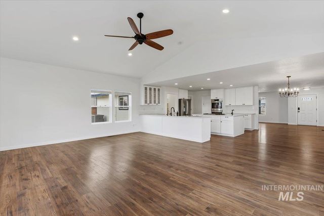 24901 Mint Lane, Middleton, ID 83644
