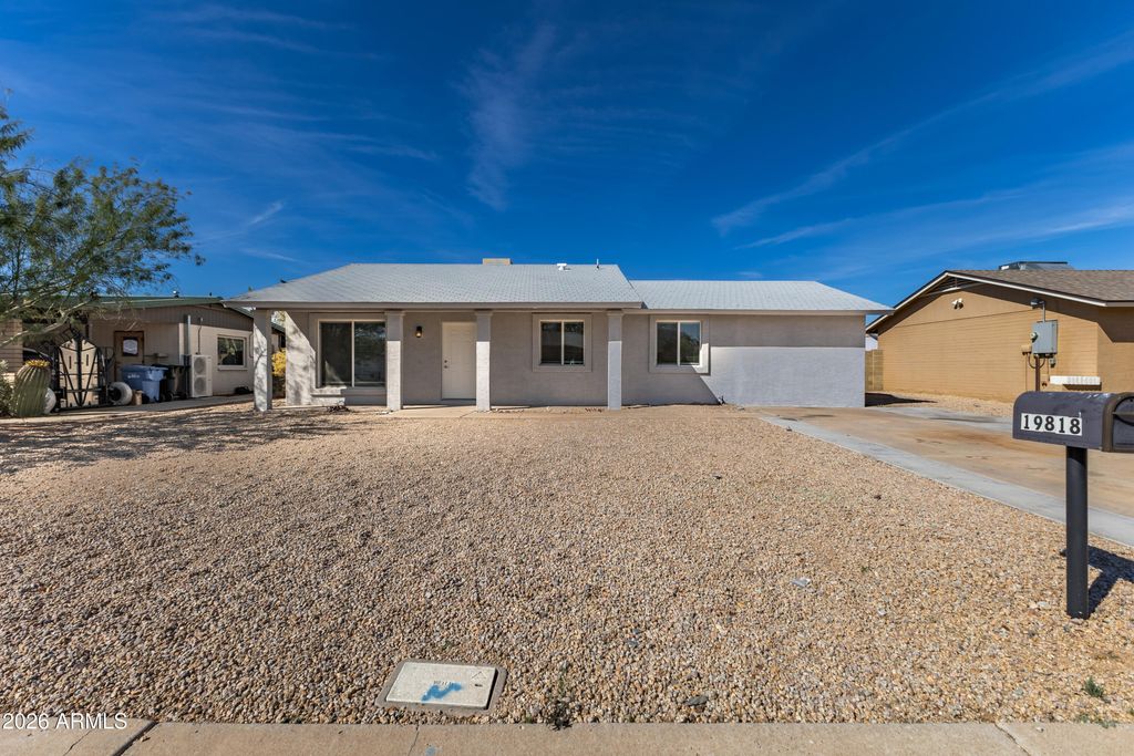 19818 N 5TH Drive, Phoenix, AZ 85027