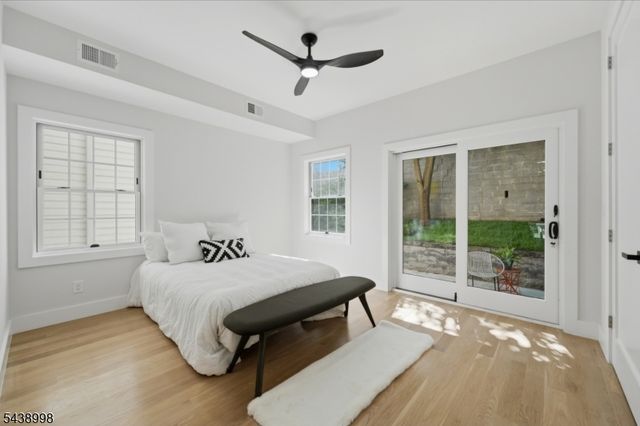 98 Western Ave, Jersey City, NJ 07307