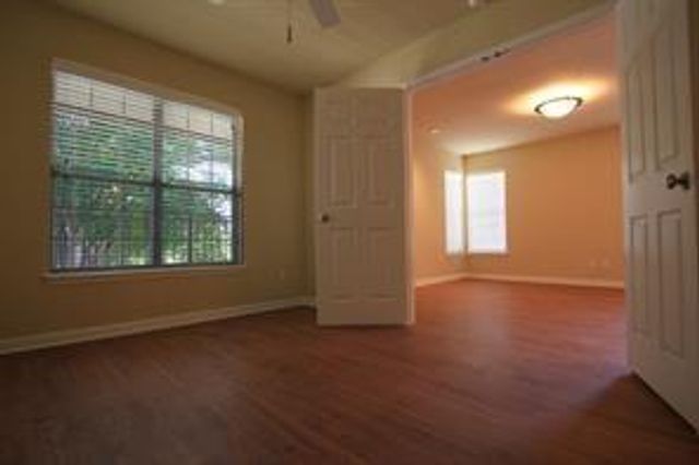 7685 Northcross DR 926, Austin, TX 78757