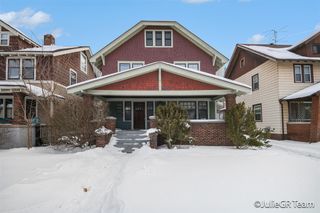 2026 Francis Avenue, Grand Rapids, MI 49507