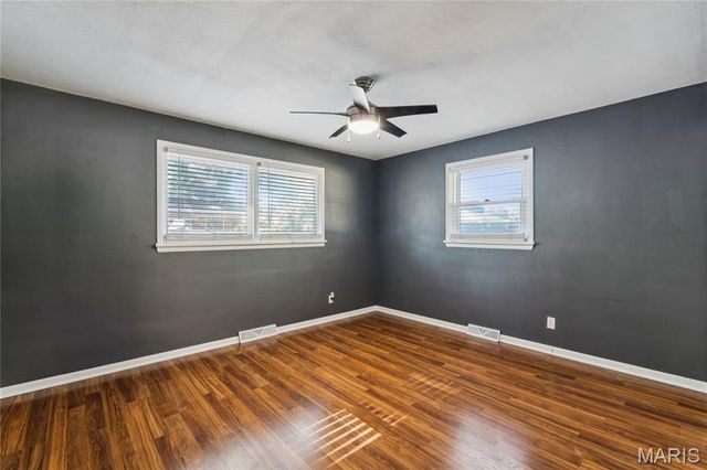 29 Cranbrook Drive, Belleville, IL 62226