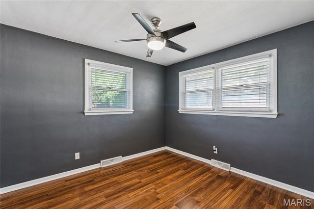 29 Cranbrook Drive, Belleville, IL 62226