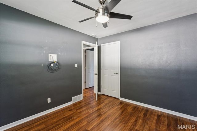 29 Cranbrook Drive, Belleville, IL 62226