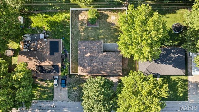 29 Cranbrook Drive, Belleville, IL 62226