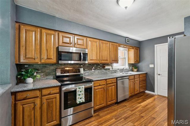 29 Cranbrook Drive, Belleville, IL 62226