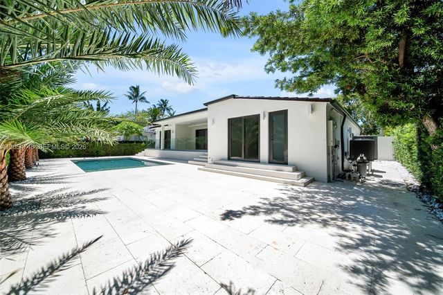 899 NE 71st St, Miami, FL 33138