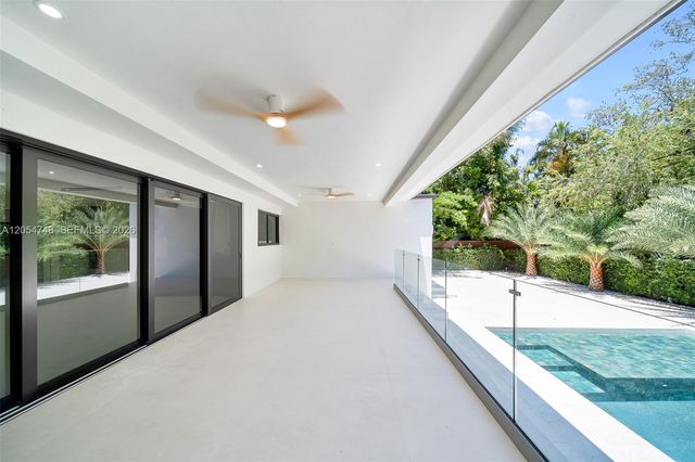 899 NE 71st St, Miami, FL 33138
