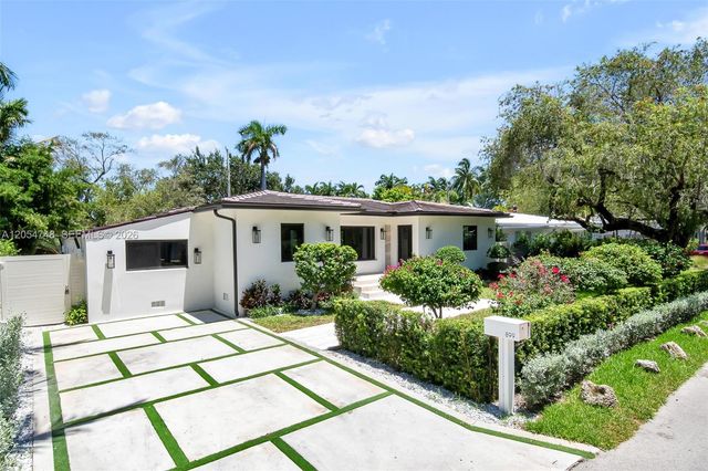 899 NE 71st St, Miami, FL 33138