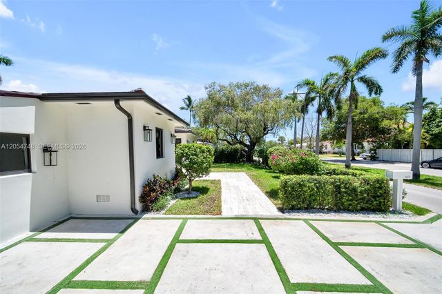 899 NE 71st St, Miami, FL 33138